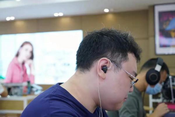 品鑑會 | qdc耳機、茶點已備上，你只管來就好