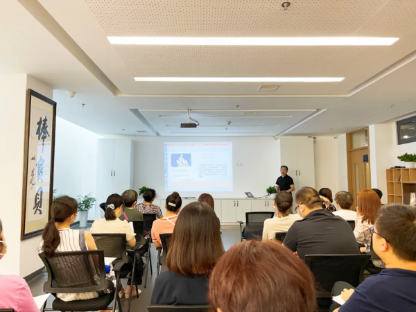 在北京辦家與眾不同的幼兒園，到底有多難？| 長江Time vol. 11