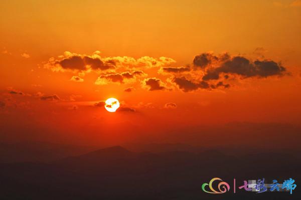 磨豆山美麗的風車溫柔的日落丨你想和誰一起去看