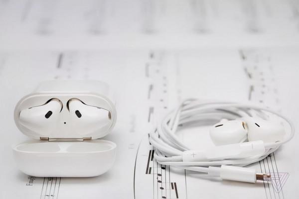 無線耳機市場風雲變幻，出貨量快速增長，手機廠商或成贏家？