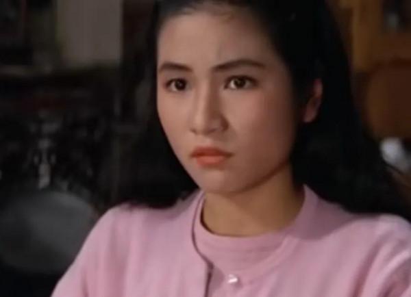 嫁入豪門，懷孕8次流產4次後淨身出戶，一代打星鄭佩佩的心酸往事