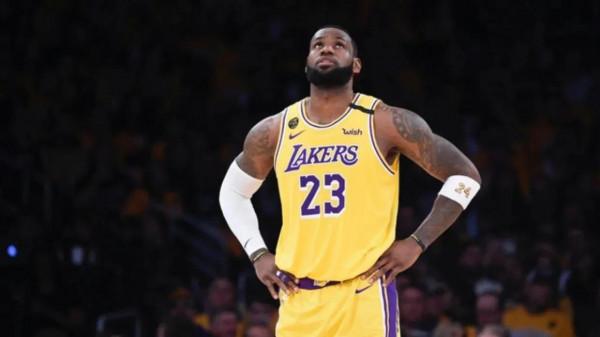 美媒列出了1981年至2021年每年的得分王,僅三人拿到至少四次 美媒列出了1981年至2021年每年的得分王,僅三人拿到至少四次