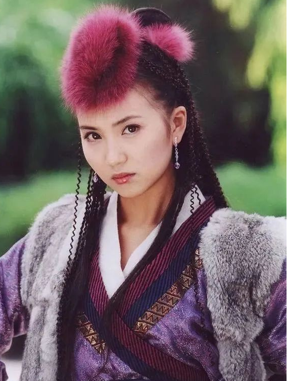 沒有烤瓷牙，沒有動鼻子，面容真實不摻假，這7位明星才配誇好看