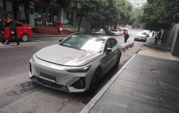 十一月份,UNI-V、比亞迪F5、WEY圓夢齊亮相,你最喜歡誰? 十一月份,UNI-V、比亞迪F5、WEY圓夢齊亮相,你最喜歡誰?