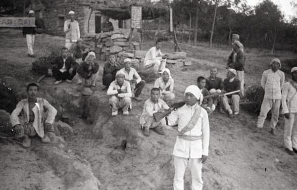 開國少將身負重傷被就地安置,黃克誠怒道:死,也要讓他死在部隊 開國少將身負重傷被就地安置,黃克誠怒道:死,也要讓他死在部隊