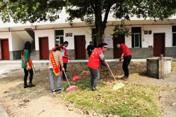 姐姐終於被送進了養老院