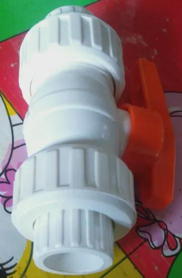 PVC雙活接球閥的內部構造（雙頭刷膠，三）