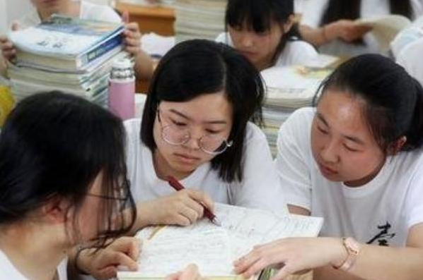 2022年高考，400—500分之間適合報考的專業，考生和家長可以參考