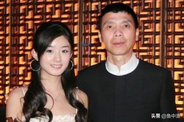 “清純小花”趙麗穎的心酸上位史,和她生命中3個因戲生情的男人 “清純小花”趙麗穎的心酸上位史,和她生命中3個因戲生情的男人