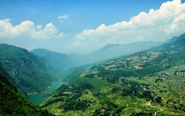 1950年恩施剿匪記 (二)解放初期恩施一帶土匪很猖獗 1950年恩施剿匪記 (二)解放初期恩施一帶土匪很猖獗