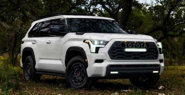 綜合功率可達444馬力，全新一代豐田紅杉官圖釋出