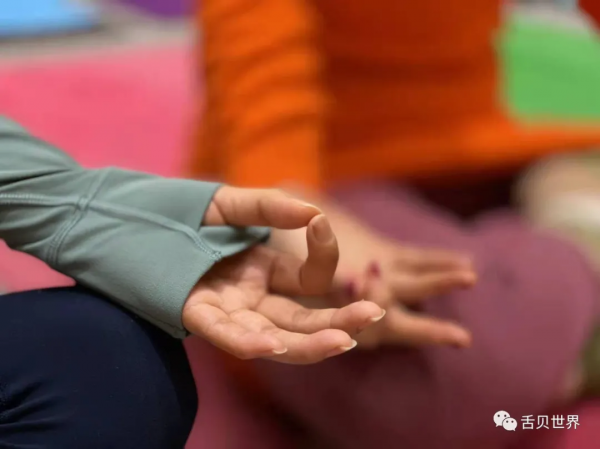 重複的意義：新年瑜伽108拜日式