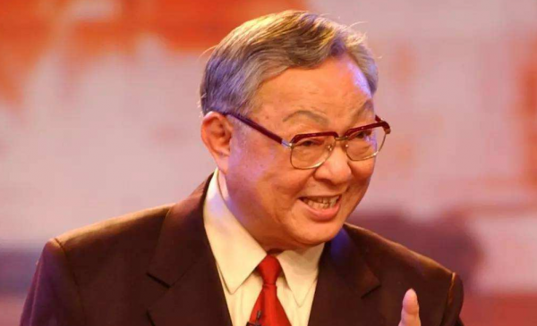 曾是本山傳媒副總,郭德綱見了得喊師叔,劉流為何甩下趙本山單幹 曾是本山傳媒副總,郭德綱見了得喊師叔,劉流為何甩下趙本山單幹