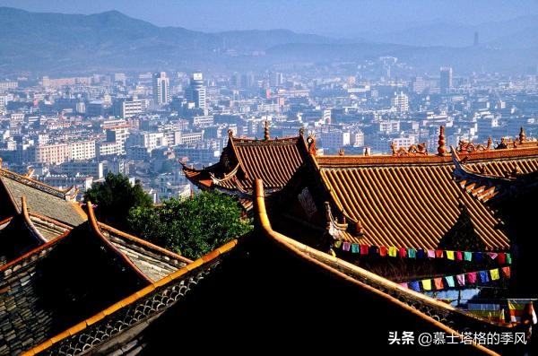 中國價效比最高的4個養老城市，冬天避寒，夏天避暑，房價還便宜