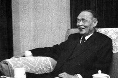 1981年，越南空軍上尉帶9人起義投奔中國，最後結局如何？