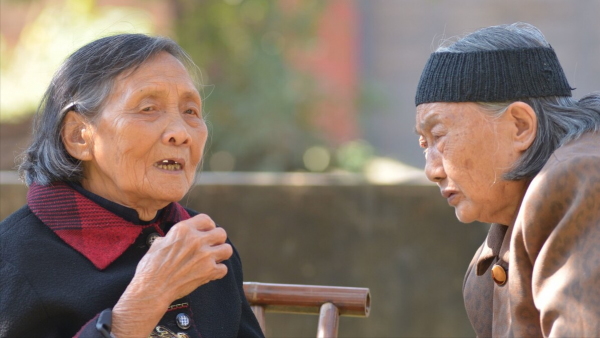 62歲大爺哭訴:家中有長壽老人,是我退休後噩夢的開始,我太累了 62歲大爺哭訴:家中有長壽老人,是我退休後噩夢的開始,我太累了