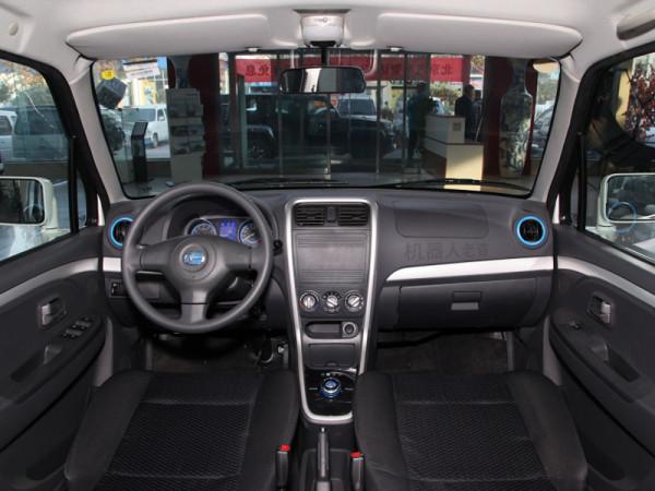 鬧著玩呢 新能源老北斗星也敢賣這個價 昌河北斗星電動汽車綠牌轎車