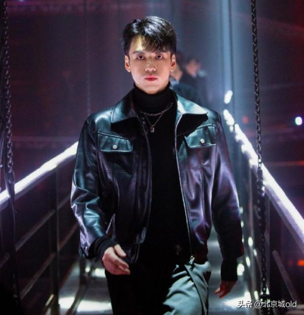 《披荊斬棘》寶藏哥哥，劉迦舞臺表演成功出圈，李雲迪驚豔全網