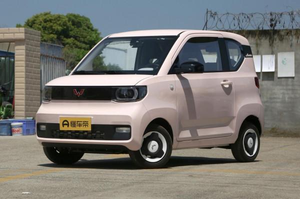 新車 | 售價2.98萬-3.68萬元，華梓1號上市，五菱宏光MINIEV新對手