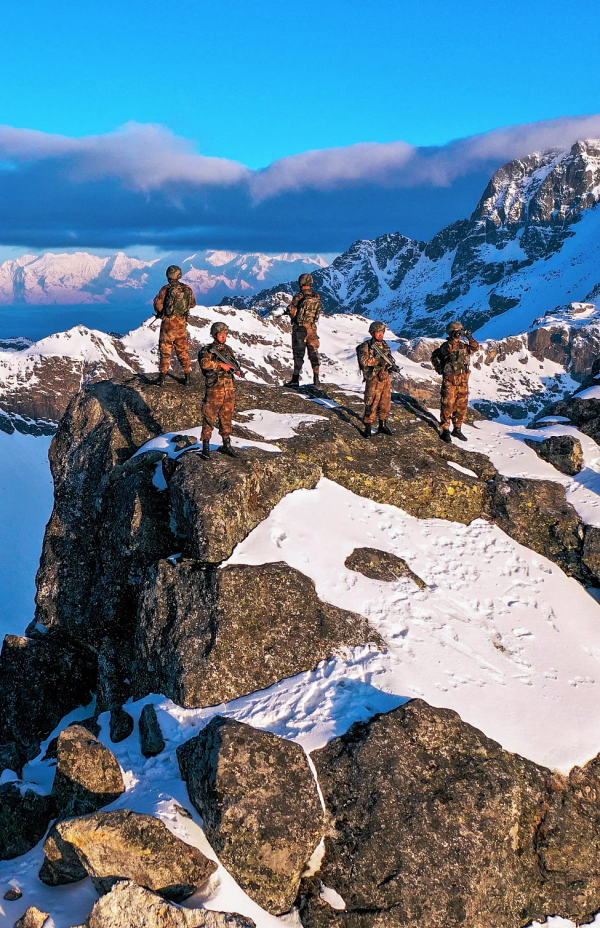 出發!穿越中國最長國道219 出發!穿越中國最長國道219