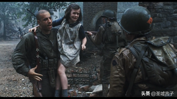 300多萬大軍諾曼底登陸戰,屍橫遍地血染沙灘,犧牲1隊人營救1個人 300多萬大軍諾曼底登陸戰,屍橫遍地血染沙灘,犧牲1隊人營救1個人