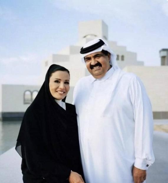 中東“武則天”莫扎:為復仇嫁仇人之子,今將卡達王朝踩腳底 中東“武則天”莫扎:為復仇嫁仇人之子,今將卡達王朝踩腳底