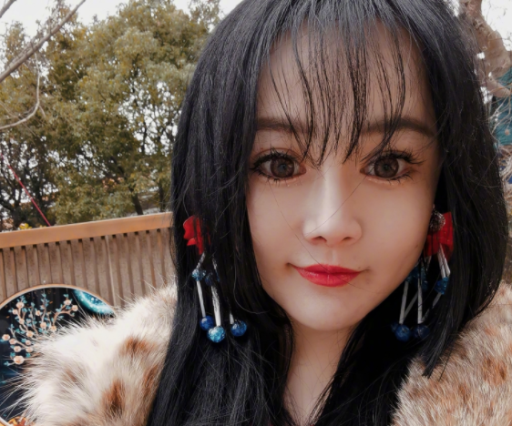 2022開年後爭議多的女星：劉浩存遭人嫌，謝娜人設再次翻車