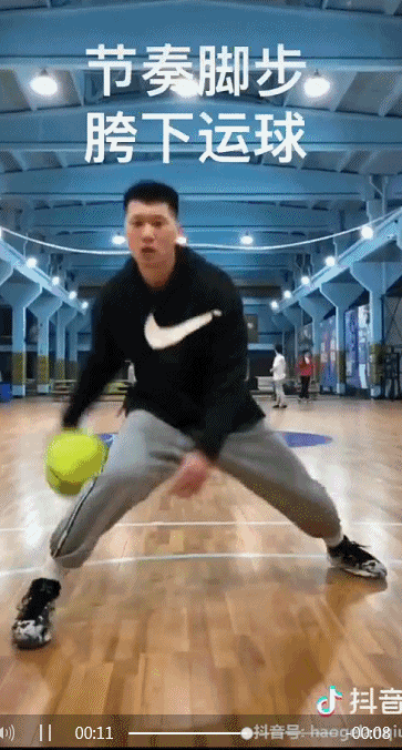 打球怎麼能熟練掌握胯下運球的技巧? 打球怎麼能熟練掌握胯下運球的技巧?