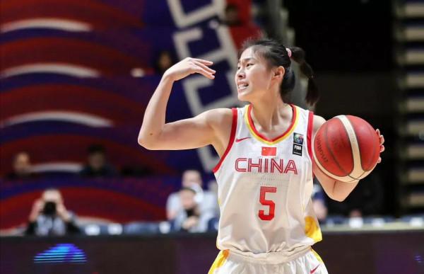 女籃紅黑榜！李夢化身三分神射，李月汝、韓旭統治內線