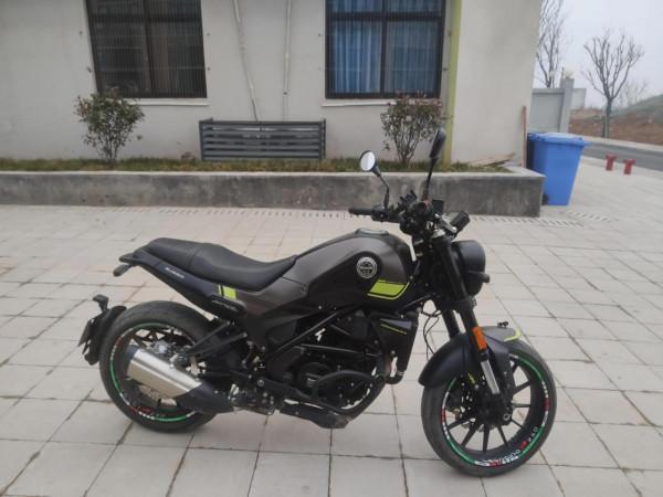 00後喜歡上機車最後到情侶摩旅西藏記錄 00後喜歡上機車最後到情侶摩旅西藏記錄