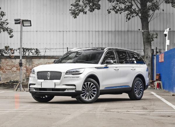 全系3.0T大V6的林肯飛行家上新款 外觀沒變 配置小幅調整