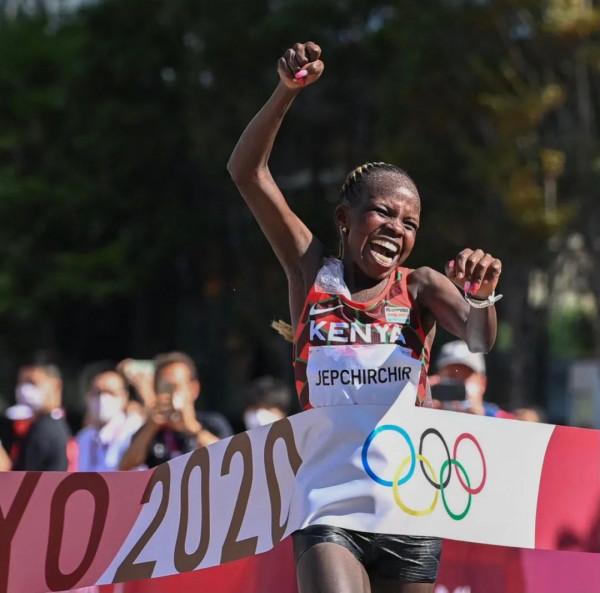 生機不滅丨2021跑圈十大高光時刻