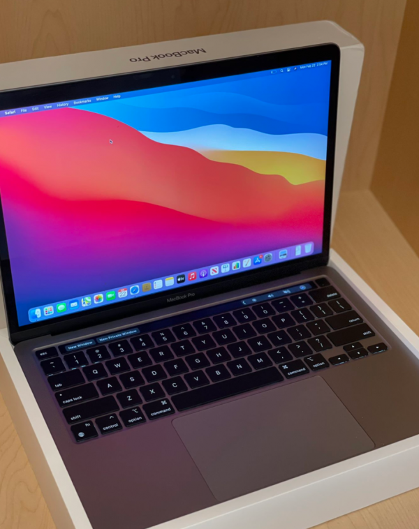 MacBook 13寸VS14寸,使用幾小時後的心得,日常使用場景 MacBook 13寸VS14寸,使用幾小時後的心得,日常使用場景