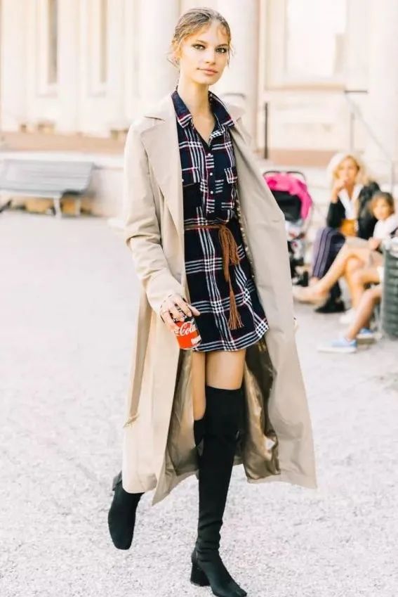 今秋最流行的5件外套+裙子，巨顯瘦巨時髦