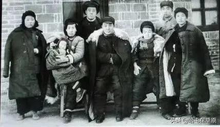 土默特左旗革命人物，趙誠