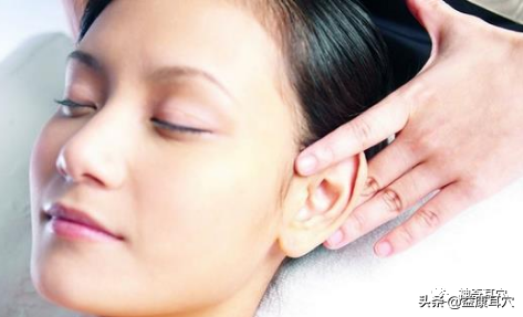 益康耳穴：按摩耳朵有什麼好處？