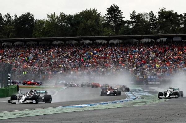 「賽車駕駛」雨天我們該如何駕駛賽車(上) 「賽車駕駛」雨天我們該如何駕駛賽車(上)