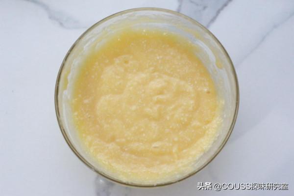 香甜軟綿的椰蓉麵包，滿滿椰蓉餡，很難不愛啊