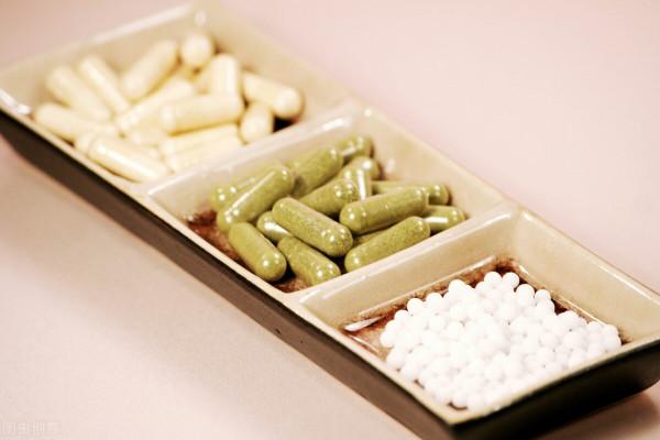 4箇中成藥,活血化瘀、補虛通絡、改善腦部血液迴圈、神經功能 4箇中成藥,活血化瘀、補虛通絡、改善腦部血液迴圈、神經功能
