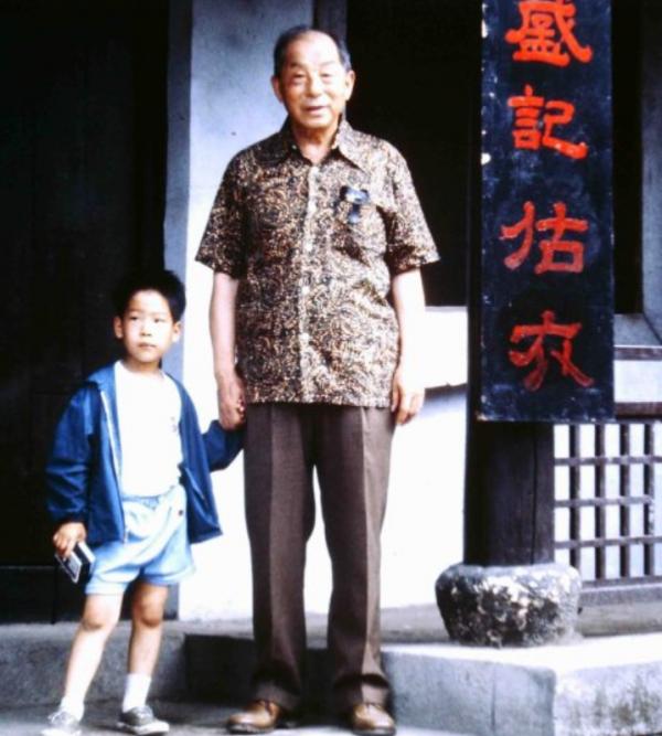 張學良長孫張居信：斯坦福畢業努力學中文，與郭松齡後人化解恩怨