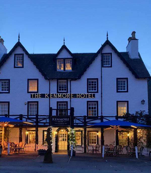 “爺爺”酒店韻味足，英倫風雲入夢來