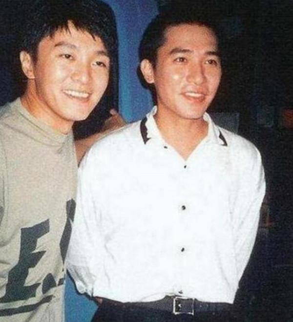 一組明星老照片，帶土味的趙麗穎，楊冪有沒有整容一眼便知