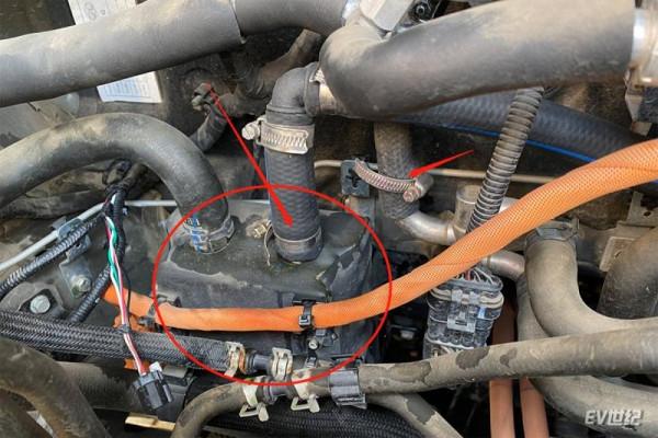 BEIJING EU7駐車加熱安裝 花4000元讓續航不減 讓暖風更暖 BEIJING EU7駐車加熱安裝 花4000元讓續航不減 讓暖風更暖