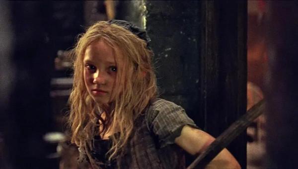 人性之光在《悲慘世界》中閃耀，希望終將在明天到來