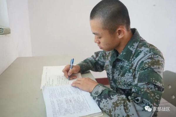 新兵入營已10天,他們表現怎麼樣? 新兵入營已10天,他們表現怎麼樣?