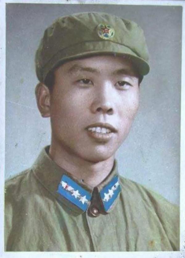建國初期的共和國軍人：一組上色老照片，重溫那段激情燃燒的歲月