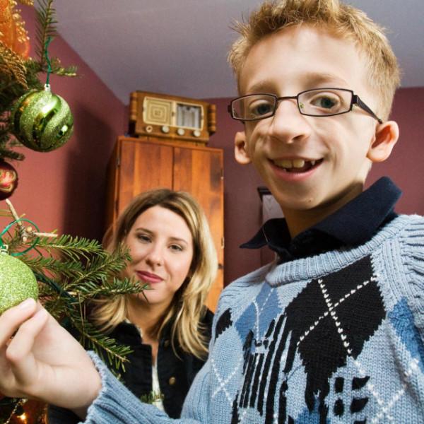 加拿大殘疾童星被脫口秀演員寫成段子羞辱幾百場!法院:沒問題 加拿大殘疾童星被脫口秀演員寫成段子羞辱幾百場!法院:沒問題