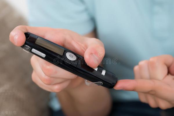 心電圖、心臟彩超、冠脈造影都正常，能排除冠心病嗎？醫生：不能