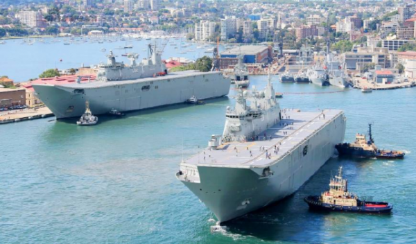 全電準航母，斷電成死魚！澳大利亞2萬噸兩棲艦，救援湯加掉鏈子