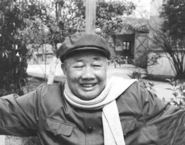 新四軍最初8個團，1945年發展到31萬人，最初的主官都有誰？